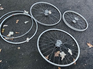 lot 969 image: Vintage Swiss Made Racing Bike Rims