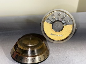 lot 1008 image: Vintage Thermometer and Wall Mount Thermostat