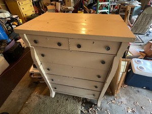 lot 920 image: Antique Upright Dresser with Dove-tailed Drawers Measuring 34 Inches x 21 Inches x 50 Inches
