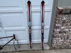 lot 934 image: Pair Of Elan Downhill Skis With Bindings