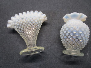 Fan & Ruffled Vase, Fenton