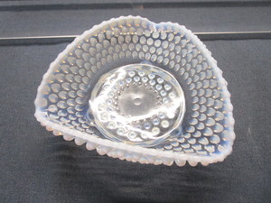 Tri-Corner Bowl, Fenton