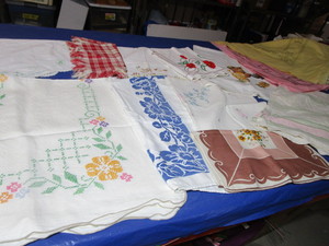 Luncheon Linens