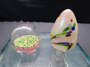 Pink Flowers & Multicolor Paperweights