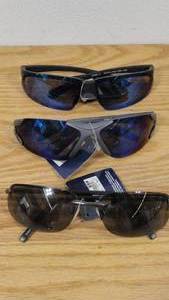 lot 74 image: 3 Pairs of Mens Fashion Sun Glasses