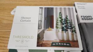 lot 114 image: Set of 2 72 x 72 Shower Curtains-2 Styles