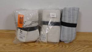 lot 116 image: Lot of 3   King Microstripe Pillow Shams - Hearth & Hand with Magnolia-3 Styles