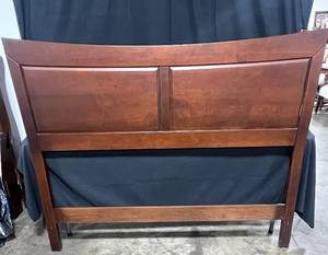 lot 16 image: 66-inch Wooden Sleigh Bed Frame