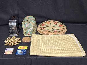 lot 70 image: Vintage Toaster with Cover, Table Mats, and Kitchen Accessories Lot