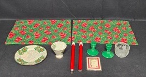 lot 82 image: Vintage Christmas Holiday Decor Lot