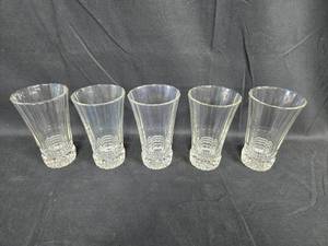 lot 213 image: Set of 5 Clear Glass Tumblers