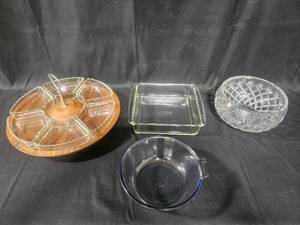 lot 105 image: Assorted Glassware and Wood Lazy Susan Serving Set