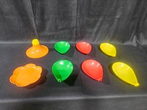 lot 113 image: Set of 8 Multi-Colored Plastic Plates