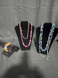 lot 233 image: Assorted Colorful Beaded Necklaces and Bracelet Set - displays not included