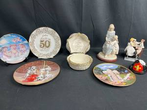 lot 329 image: Collection of Hamilton and Precious Moments Plates and Figurines