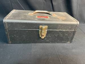 lot 342 image: Vintage Toolbox with Assorted Hardware and Tools