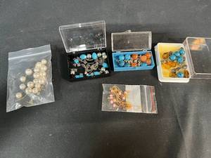 lot 375 image: Assorted Jewelry Beads and Findings Lot