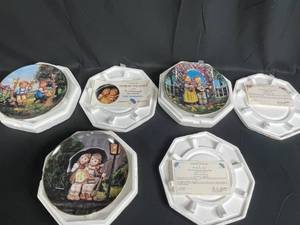 lot 294 image: M.J. Hummel Collector Plates - Set of 5