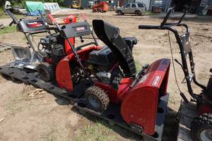 lot 377 image: Craftsman 24 Electric Start Snow Blower