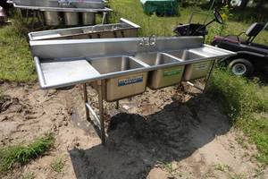lot 344 image: Stainless Steel Wash Station