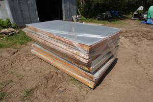 lot 383 image: Pallet of Walk-In Cooler Insulated Panels
