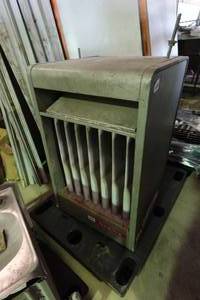 lot 410 image: Modine Hanging Shop Furnace