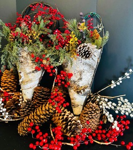 lot 125 image: Holiday Decor with Two Wall Hangings Tree Bark, Reds, White & Pine Cones