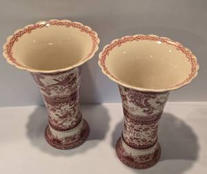 lot 80 image: Stunning Set of Kaiser Replica Vases