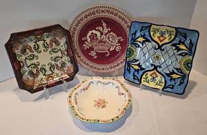 lot 85 image: Colorful Vintage Plate Selection