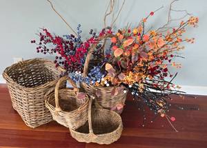 lot 96 image: Outstanding Faux FoliageBerry & Basket Collection