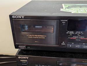 lot 216 image: Sony Receiver, CD and Cassette Players
