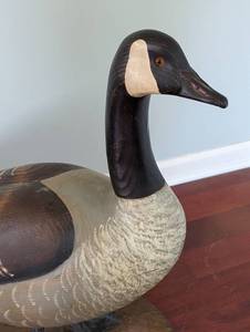 lot 158 image: Ducks Unlimited Large Wood Canadian Goose