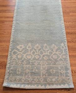 lot 20 image: Pottery Barn Desa Wool Runner