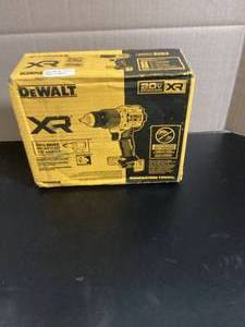 DEWALT 20V Compact Cordless 12 in. Hammer Drill (Tool Only) Customer Returns See Pictures