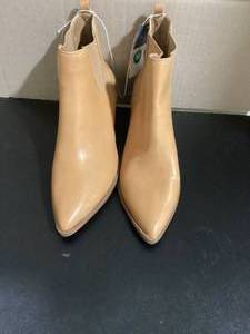Womens Universal Thread Goods Co. Rosemary Boots Camel  Boots Size 10 Customer Returns See Pictures