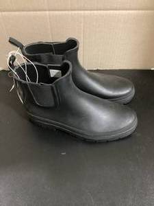 Womens Kaden Rubber Rain Boots  Size 11  Customer Returns See Pictures