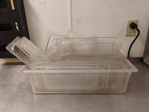 lot 47 image: HUG LOT OF STEAM PAN COVERS