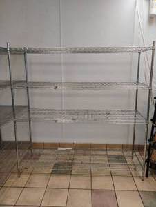 lot 50 image: METRO 4 TIER METAL WIRE COMMERCIAL SHELVING