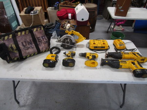 DeWalt 18v Tools, Batteries, Chargers & Tool Bag