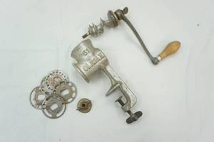 lot 27 image: food grinder