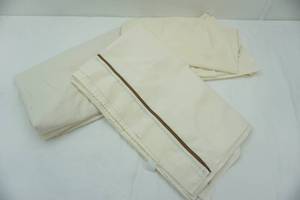 lot 44 image: bed sheets