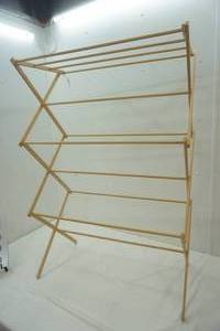 lot 49 image: clothes drying rack