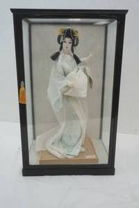 lot 52 image: Nishi Doll