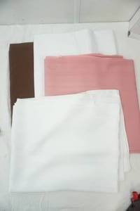 lot 53 image: table clothes
