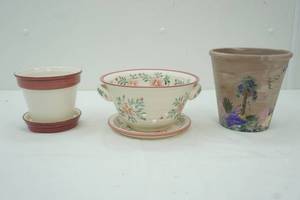 lot 65 image: planters