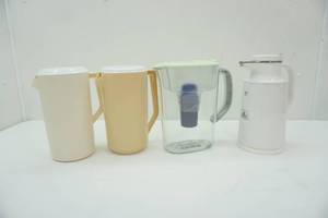 lot 73 image: beverage pitchers