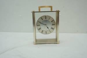 lot 83 image: mantel clock