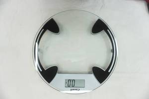 lot 133 image: scale