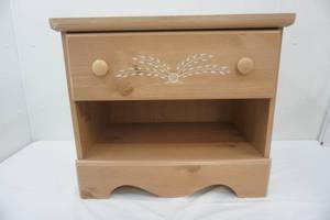 lot 150 image: night stand
