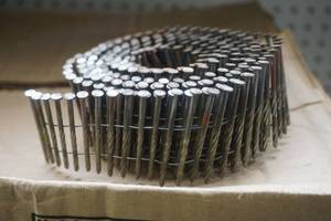 lot 162 image: rink shank coil nails
